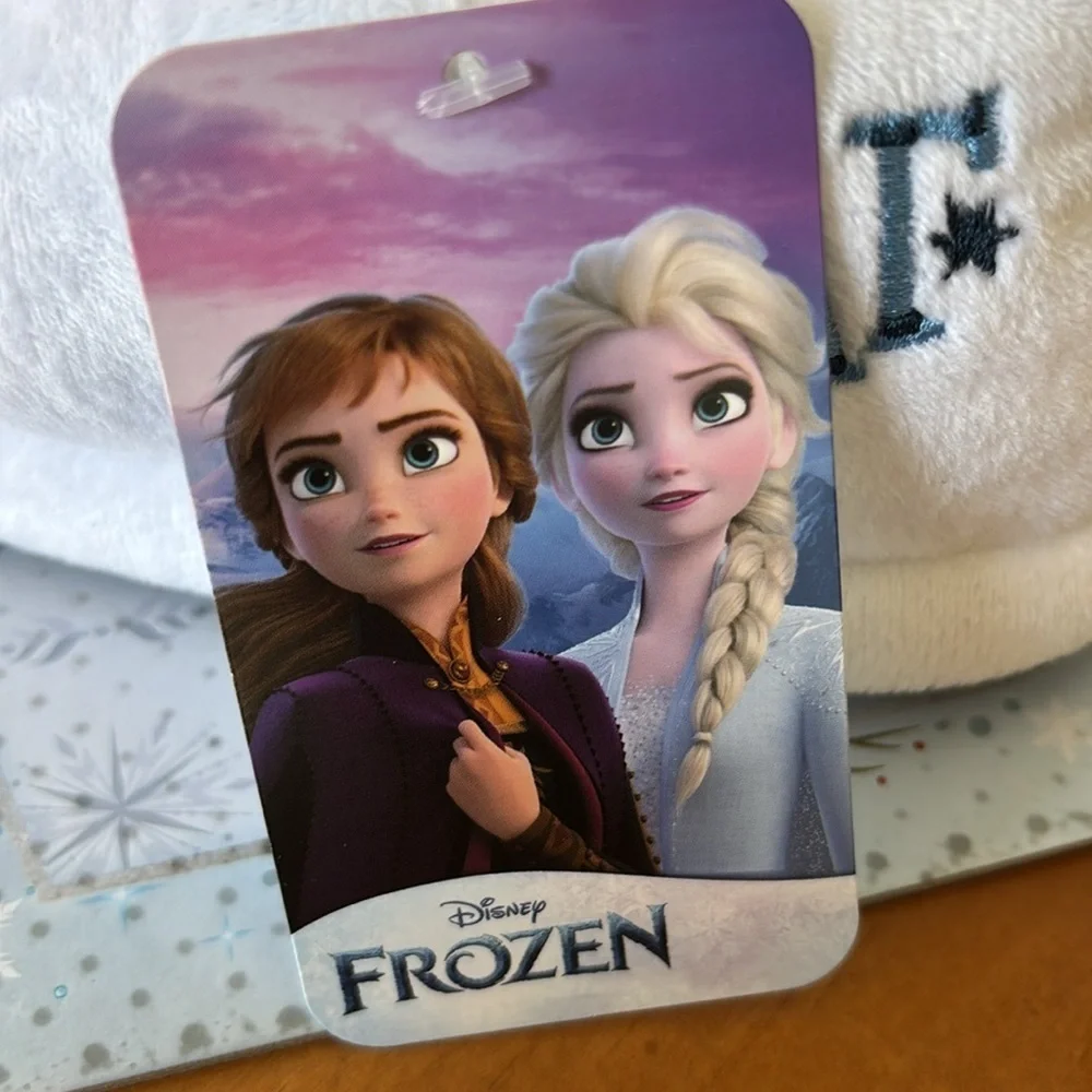 NWT Disney Frozen Olof slippers- warm and cozy size child’s XL 11/12. Brand new